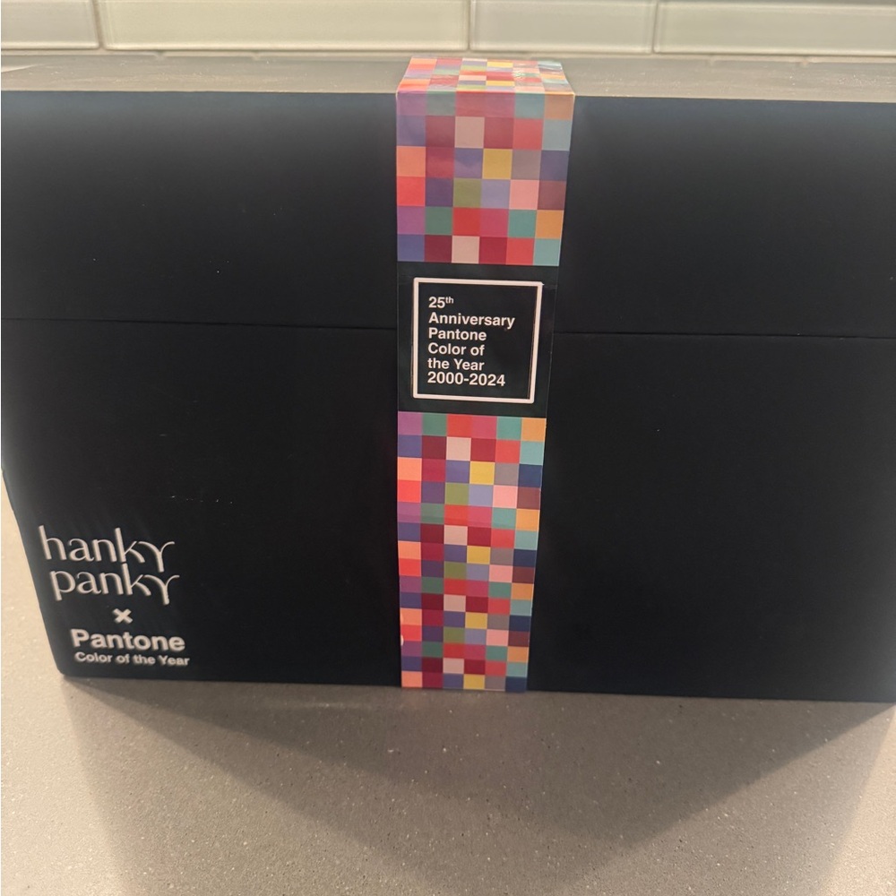 Hanky Panky Gift set with 27 pair of low rise thongs